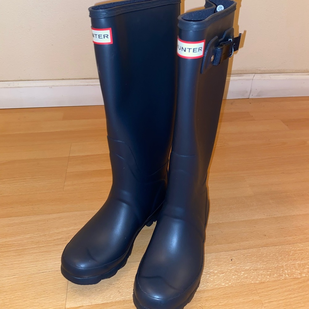 Navy Blue Matte Hunter Boots size 5